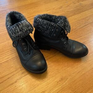 EUC Aldo Sweater Lined Combat Boots